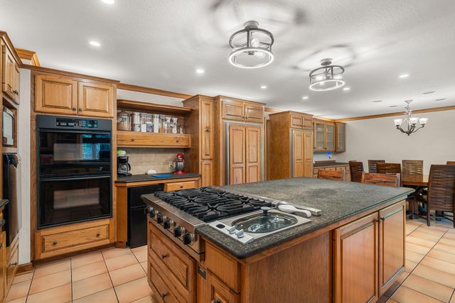 1643 S 40th Ave., Hattiesburg, MS 39402