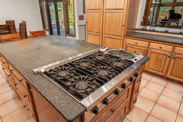 1643 S 40th Ave., Hattiesburg, MS 39402