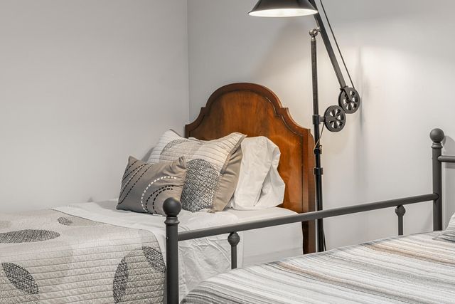 1643 S 40th Ave., Hattiesburg, MS 39402