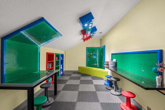 1643 S 40th Ave., Hattiesburg, MS 39402