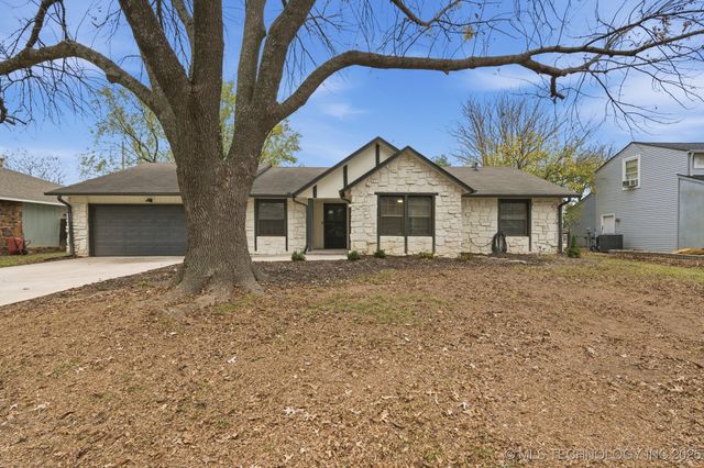 11725 S 101st East Avenue, Bixby, OK 74008