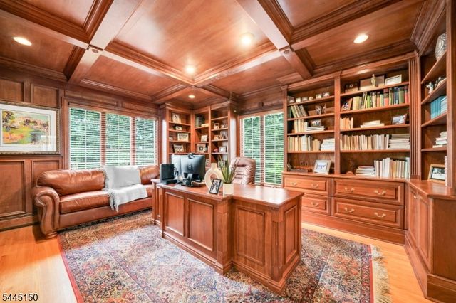 817 Peach Tree Ln, Franklin Lakes Boro, NJ 07417