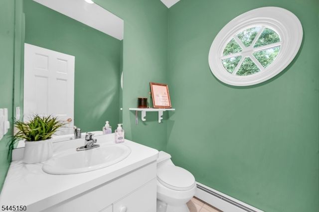 817 Peach Tree Ln, Franklin Lakes Boro, NJ 07417