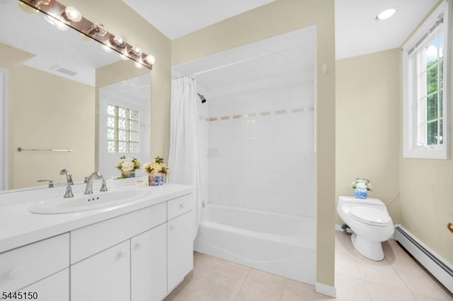 817 Peach Tree Ln, Franklin Lakes Boro, NJ 07417