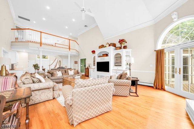 817 Peach Tree Ln, Franklin Lakes Boro, NJ 07417