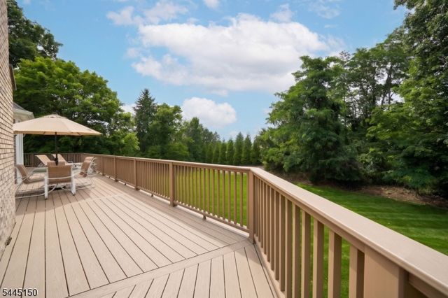 817 Peach Tree Ln, Franklin Lakes Boro, NJ 07417