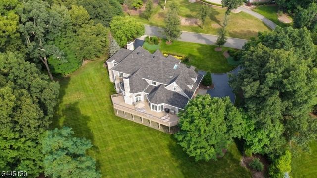 817 Peach Tree Ln, Franklin Lakes Boro, NJ 07417