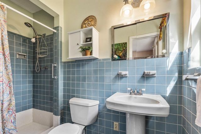 1003 Maple Drive, Tallahassee, FL 32301