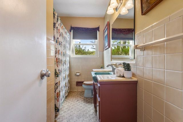 1003 Maple Drive, Tallahassee, FL 32301