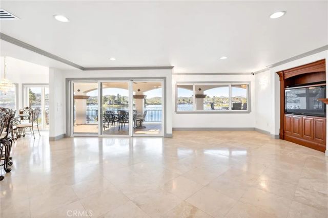 22250 Village Way, Canyon Lake, CA 92587