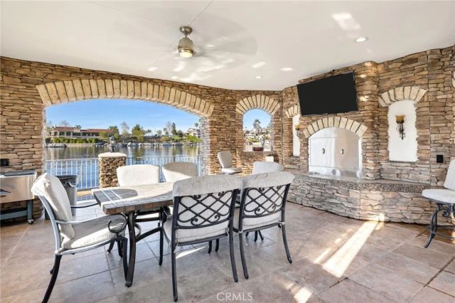 22250 Village Way, Canyon Lake, CA 92587