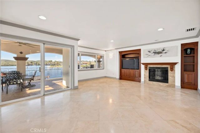 22250 Village Way, Canyon Lake, CA 92587
