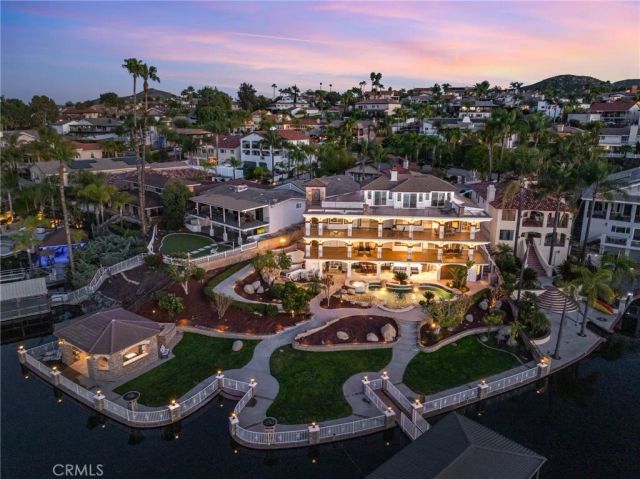 22250 Village Way, Canyon Lake, CA 92587