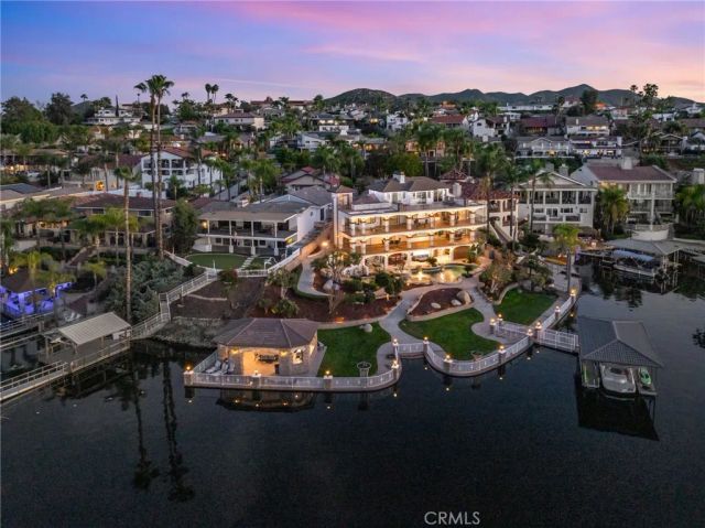 22250 Village Way, Canyon Lake, CA 92587