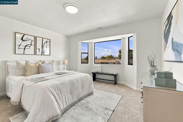 15326 Farnsworth St, San Leandro, CA 94579