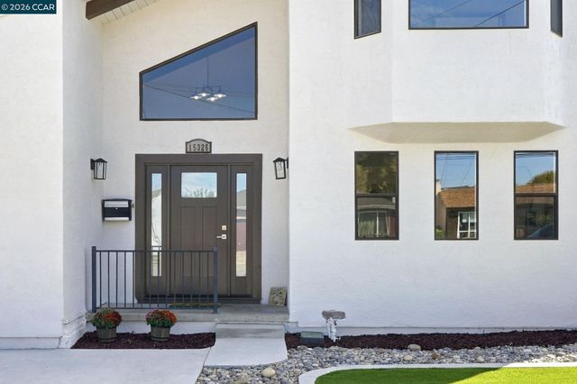15326 Farnsworth St, San Leandro, CA 94579