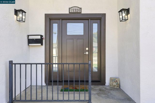 15326 Farnsworth St, San Leandro, CA 94579