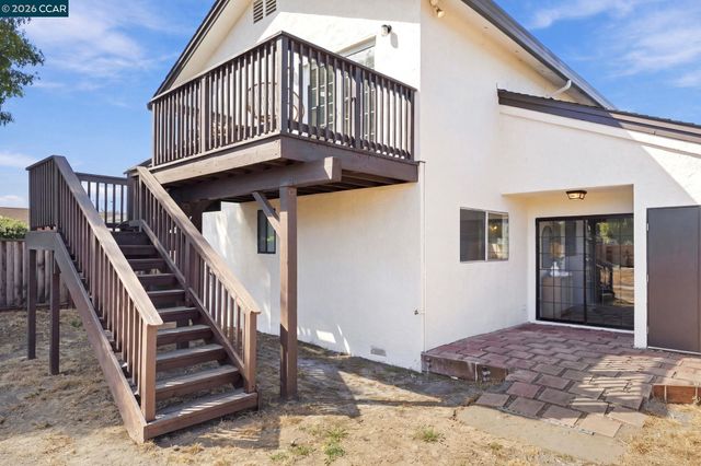 15326 Farnsworth St, San Leandro, CA 94579