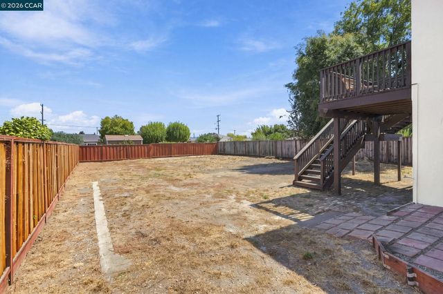 15326 Farnsworth St, San Leandro, CA 94579