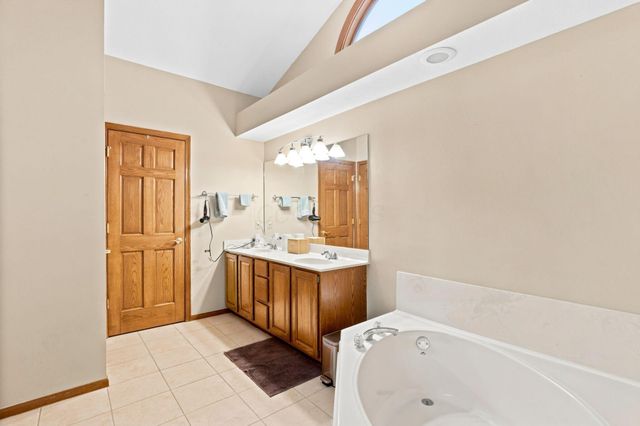 691 Westray Drive, Westerville, OH 43081