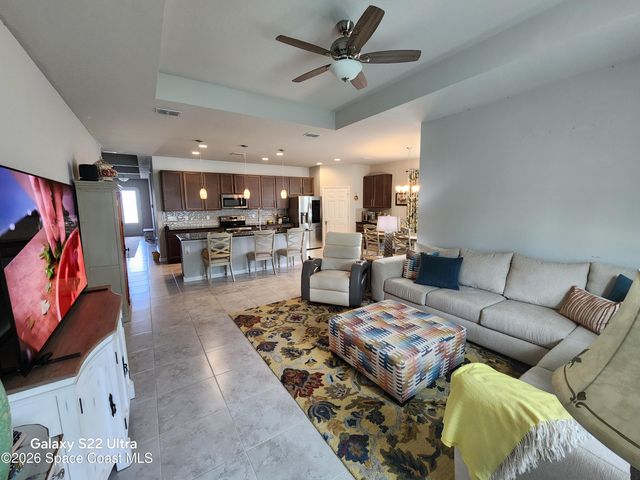 988 Corbin Circle SW, Palm Bay, FL 32908
