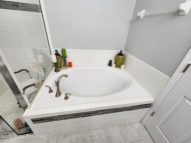 988 Corbin Circle SW, Palm Bay, FL 32908