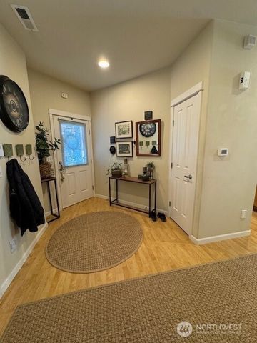 10700 SE 260th Street #F101, Kent, WA 98030