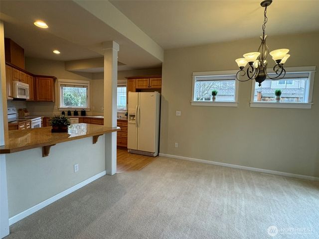 10700 SE 260th Street #F101, Kent, WA 98030