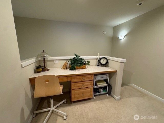 10700 SE 260th Street #F101, Kent, WA 98030