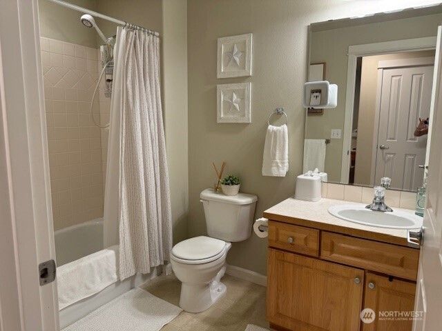 10700 SE 260th Street #F101, Kent, WA 98030