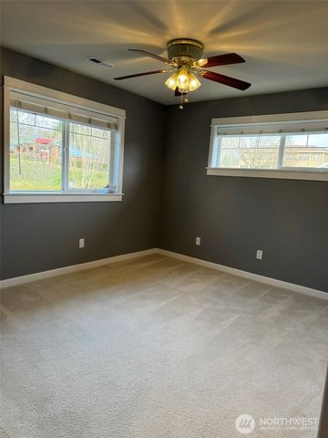 10700 SE 260th Street #F101, Kent, WA 98030