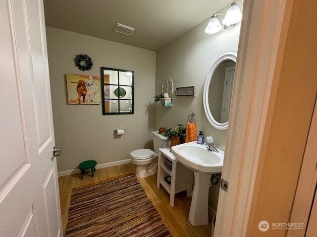 10700 SE 260th Street #F101, Kent, WA 98030