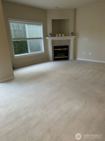 10700 SE 260th Street #F101, Kent, WA 98030