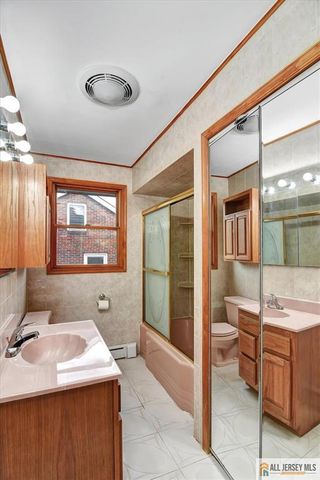 27 Drummond Avenue, Fords, NJ 08863