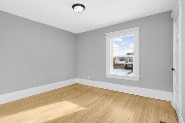 909 Marshall Avenue, Saint Paul, MN 55104