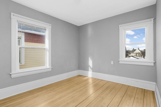 909 Marshall Avenue, Saint Paul, MN 55104