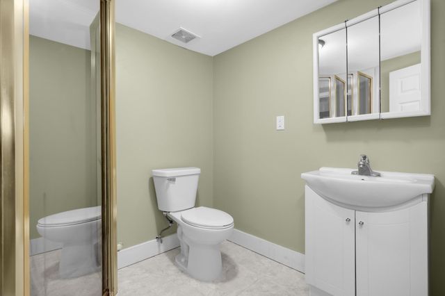 909 Marshall Avenue, Saint Paul, MN 55104