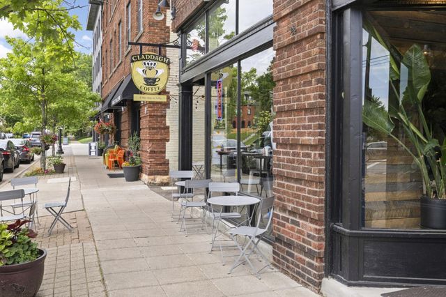 909 Marshall Avenue, Saint Paul, MN 55104