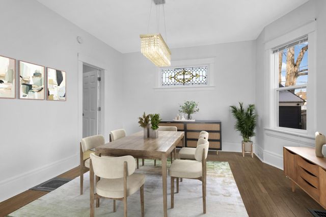 909 Marshall Avenue, Saint Paul, MN 55104