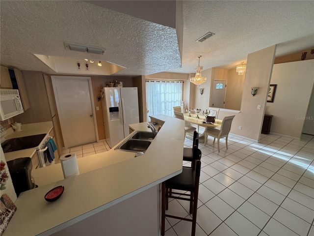 1915 CHENEY COURT, Lutz, FL 33549