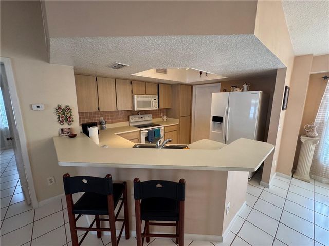 1915 CHENEY COURT, Lutz, FL 33549