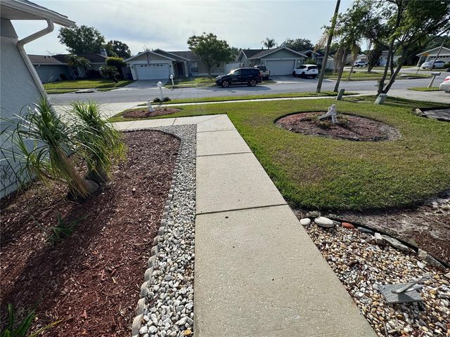 1915 CHENEY COURT, Lutz, FL 33549