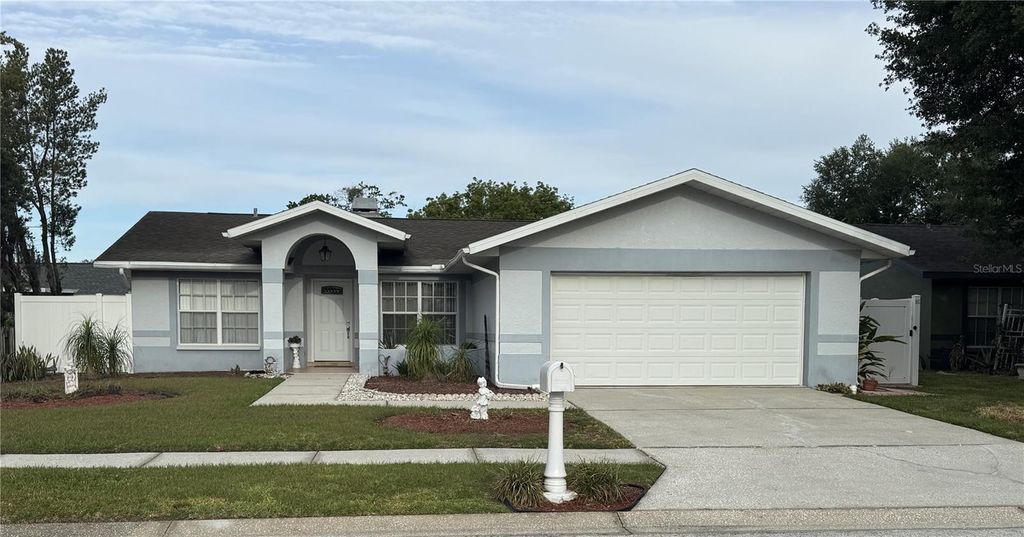 1915 CHENEY COURT, Lutz, FL 33549