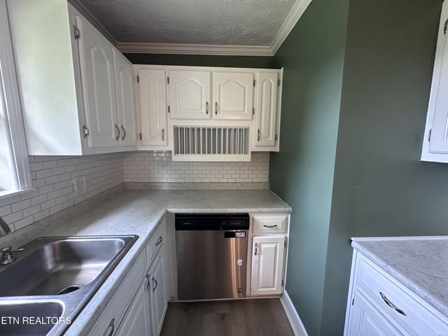 2701 Baseline Rd, Jamestown, TN 38556