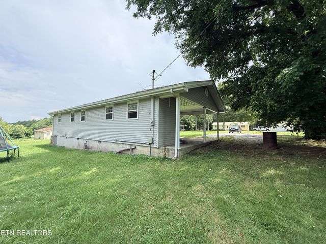 2701 Baseline Rd, Jamestown, TN 38556