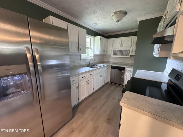 2701 Baseline Rd, Jamestown, TN 38556
