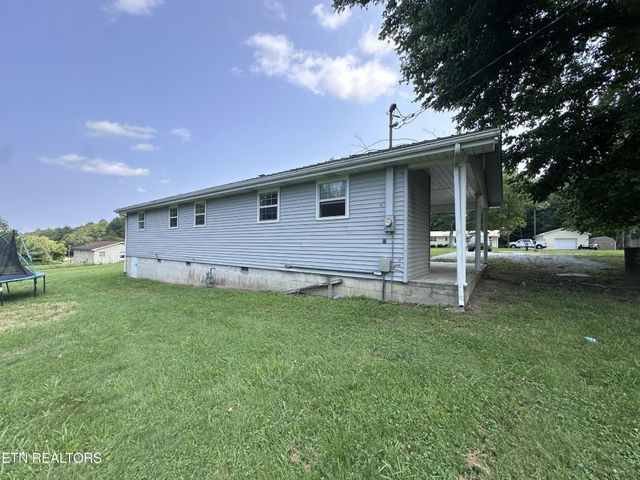 2701 Baseline Rd, Jamestown, TN 38556