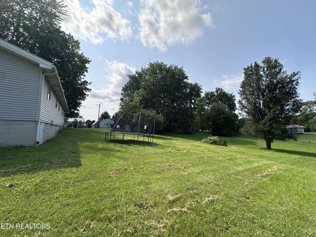 2701 Baseline Rd, Jamestown, TN 38556
