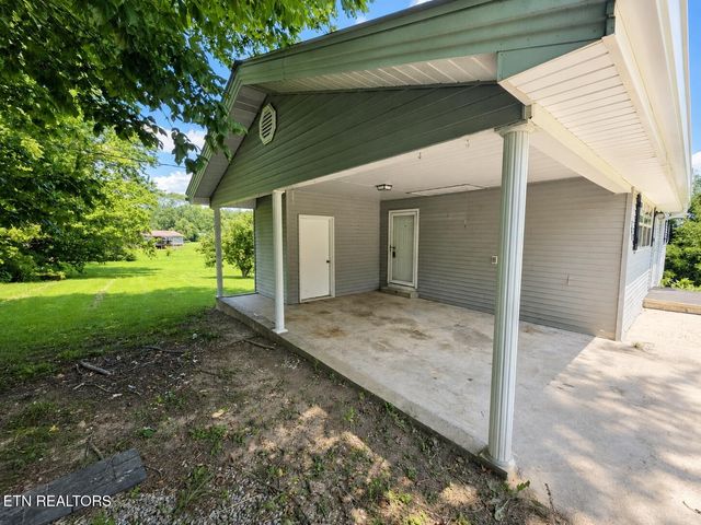 2701 Baseline Rd, Jamestown, TN 38556