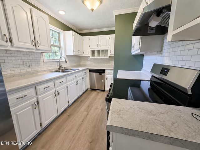 2701 Baseline Rd, Jamestown, TN 38556